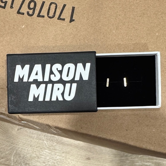Maison Miru Jewelry - Maison Miru Pave Bar Nap Earrings